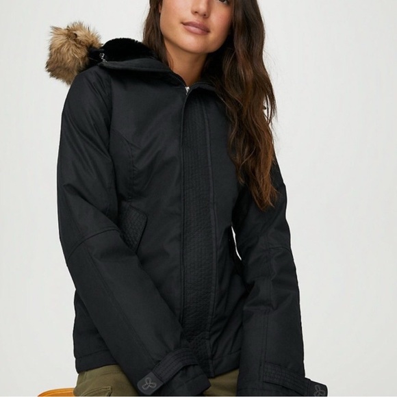 Aritzia Jackets & Blazers - Aritzia Vail Parka Jacket TNA size M